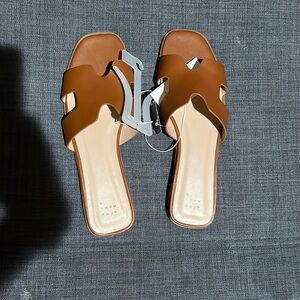 NWT Target brown sandals, size 9.5
